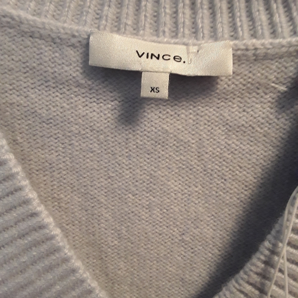 Vince Oversized Cashmere Sweater - Picture 6 of 10